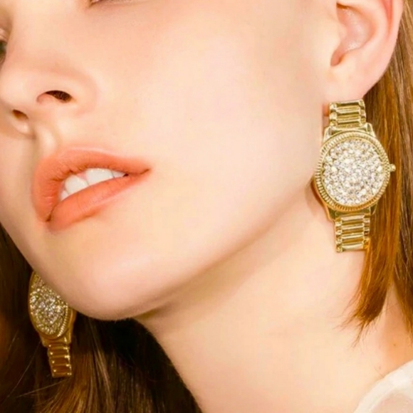 "Watch Me" Glamorous Gold Rhinestone Earrings - Picture 2 of 7